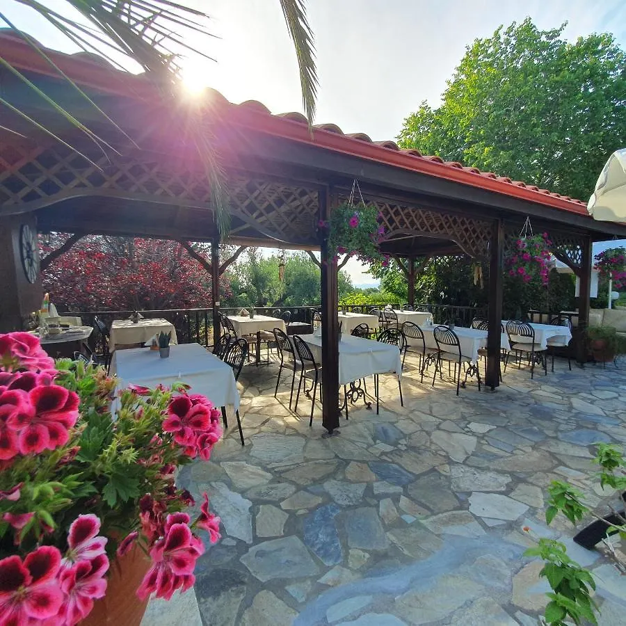 Agrili Apartments & Rooms Elia Nikitis Griekenland