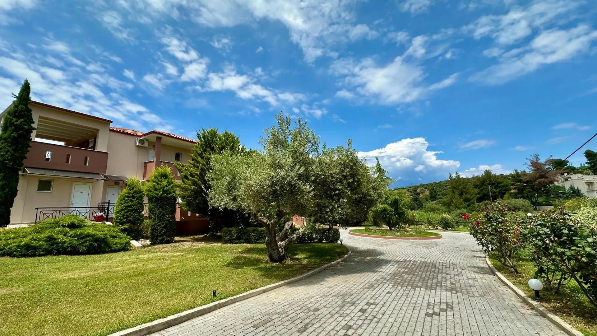 *** Ξενοδοχείο με διαμερίσματα Agrili Apartments & Rooms Ελιά Ελλάδα