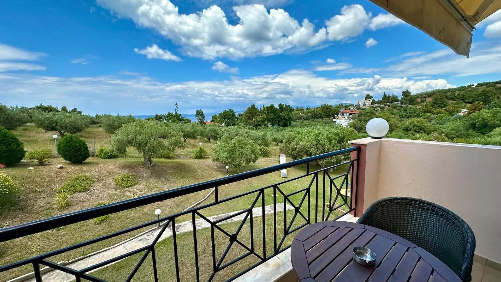Agrili Apartments & Rooms Ελιά Ξενοδοχείο με διαμερίσματα